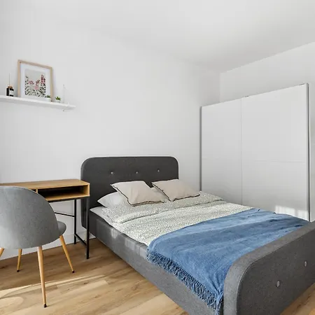 Mieszkanie Typu Studio Nad Jeziorem Malta Apartment